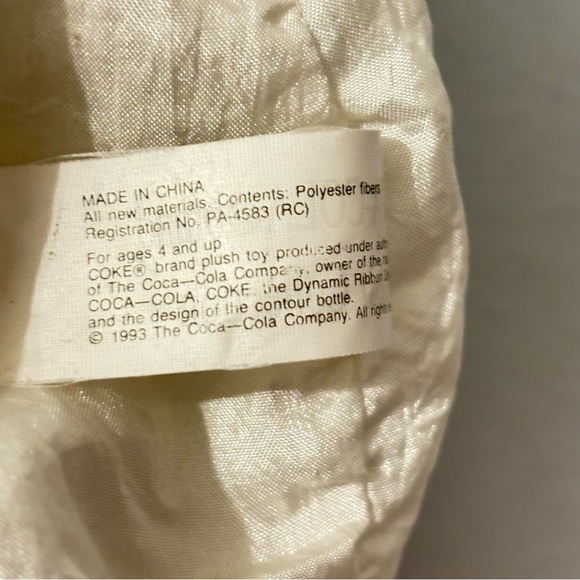 Vintage Jumbo Coca Cola Polar Bear Face Plush Pillow
Red Scarf Says Coca Cola - Picture 8 of 8